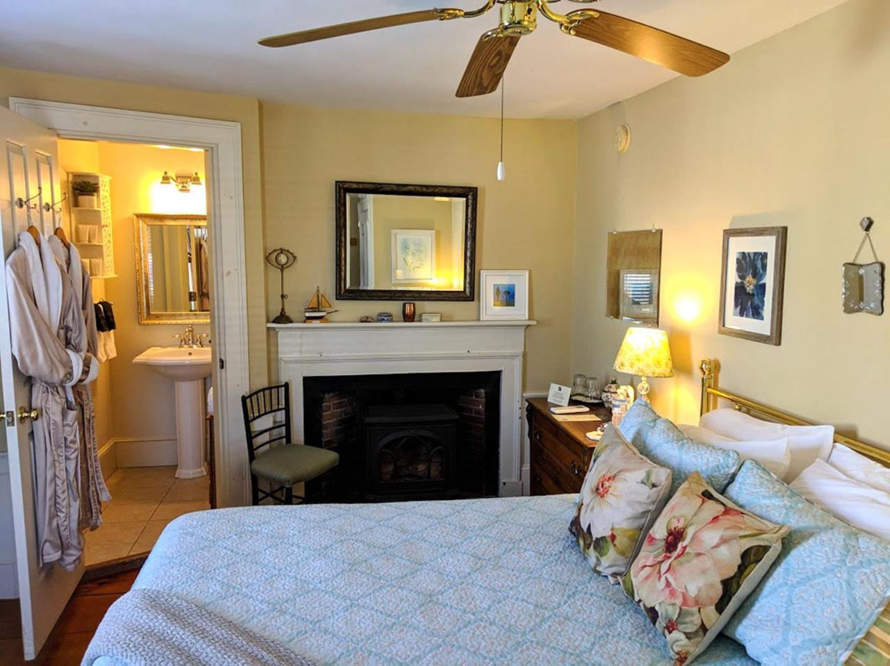 Elms Of Camden Bed and Breakfast Εξωτερικό φωτογραφία